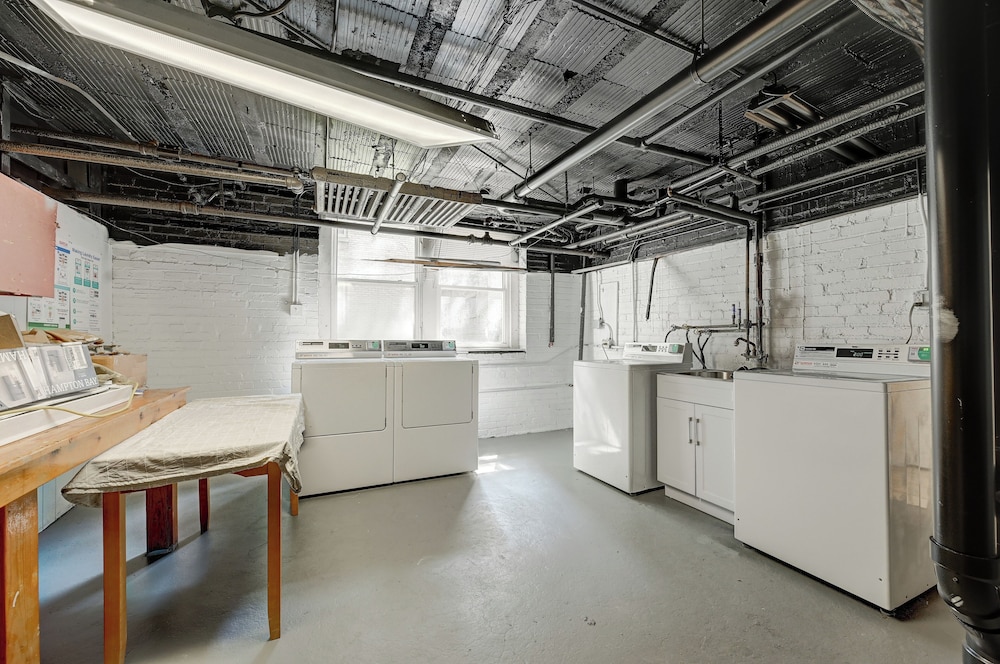 ROVE LIVING/KB - Prospect