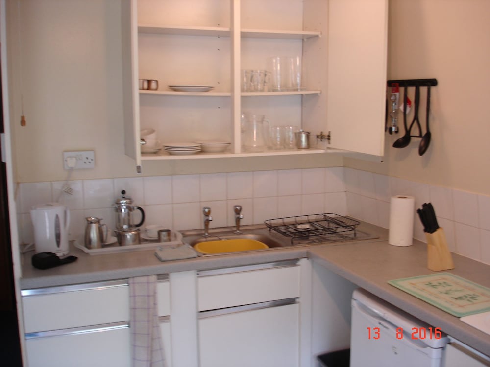 Broxbourne Riverside Chalets
