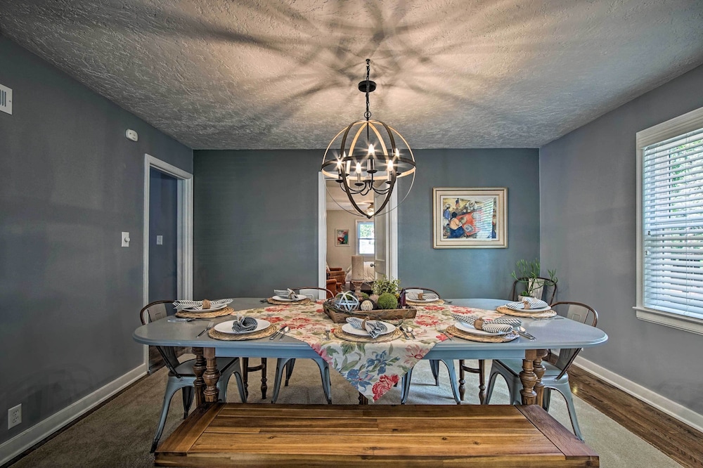 Emporia Vacations - Cute Emporia House - Mins to Downtown  Esu! - Property Image 15