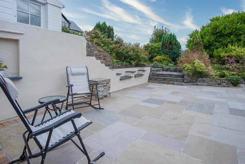 Longview - 4 Bedroom Holiday Home - Pembroke Dock