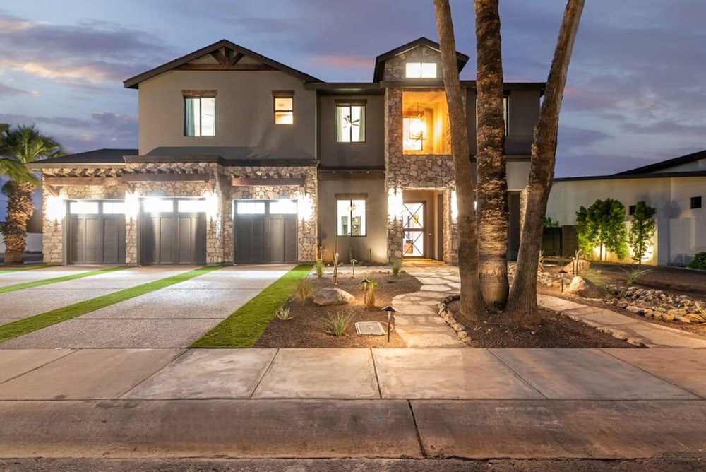 Stonewood Luxe Estate 5 Showers Heated Pool GYM