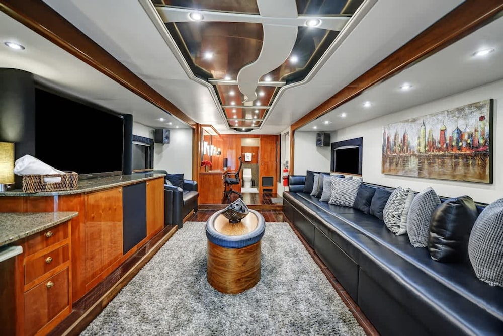 7744 Ranch Entire Resort