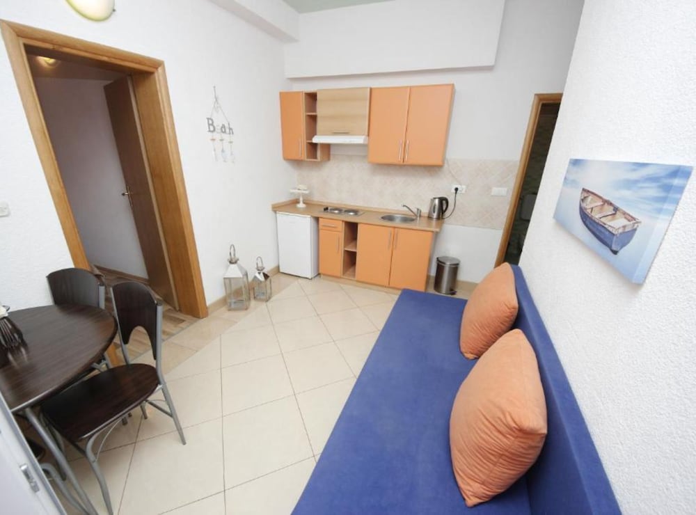 Apartments Katija