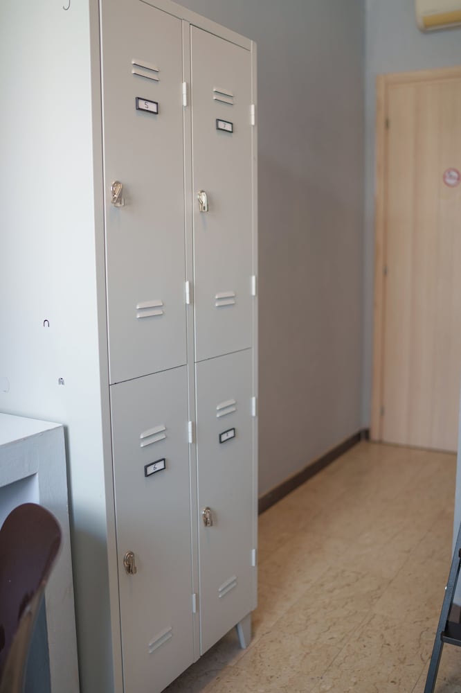 Lion University & Youth Hostel Milano