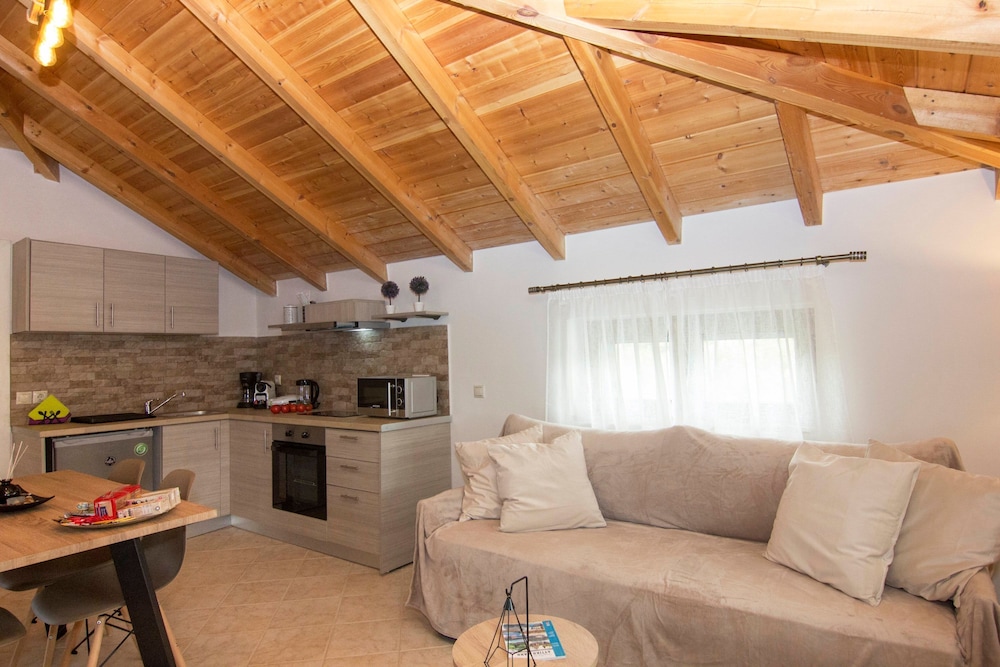 Selinitsa Stone Studio - Mani Seaview Retreat