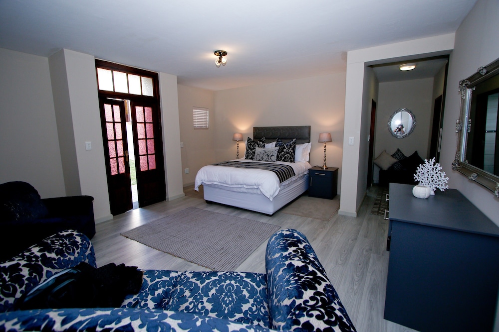Long Beach Lodge