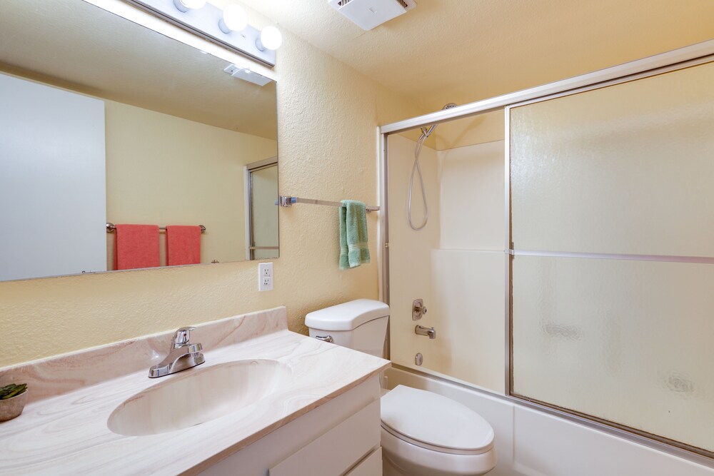 Phoenix Vacation Rental w/ Pool - Great Location! view 5