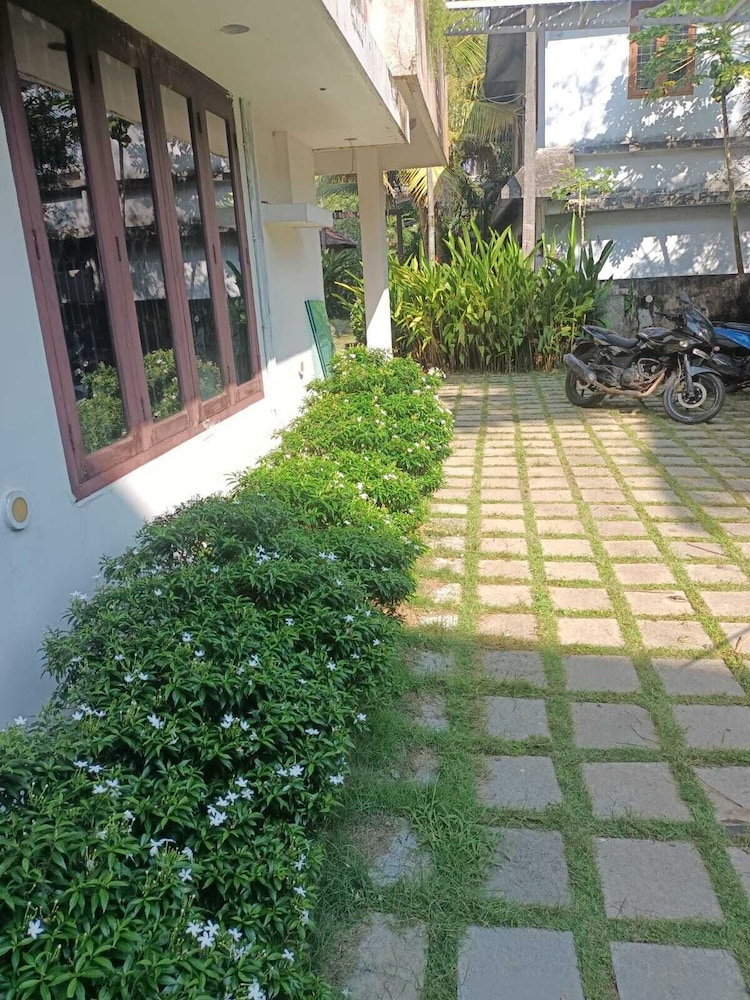 Rain Homestay