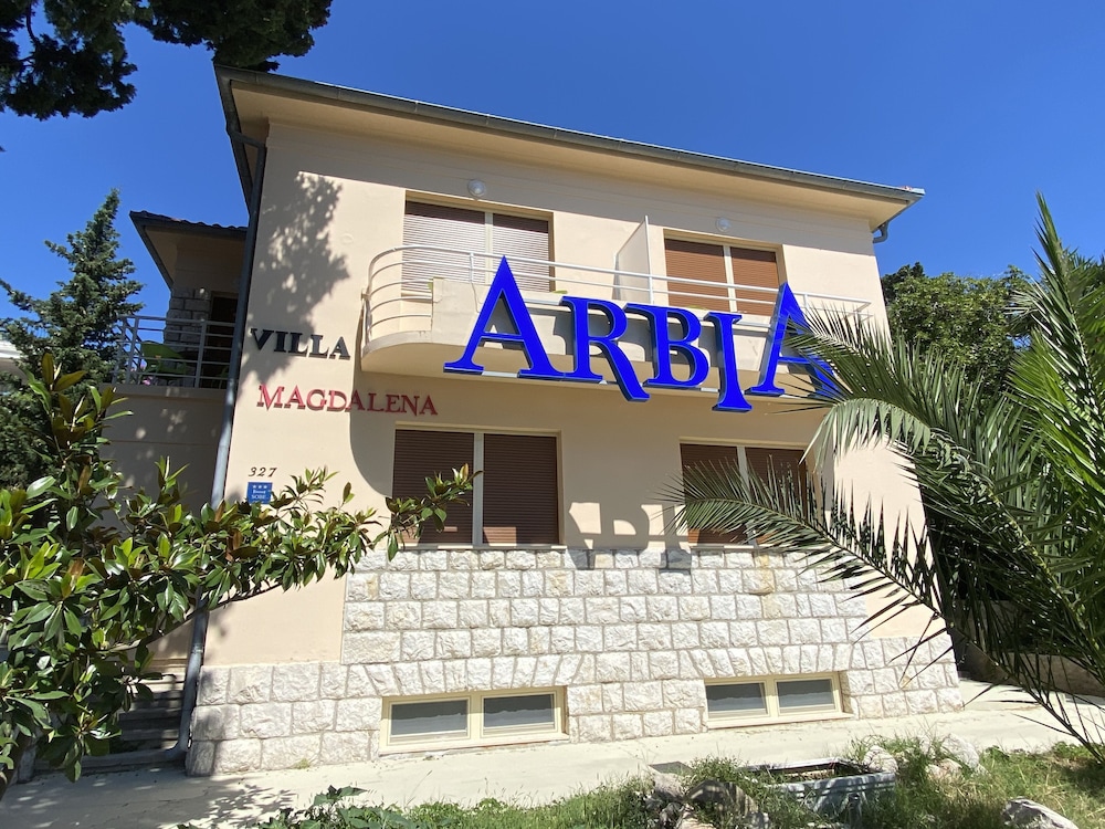 Integrated Hotel Arbia - Villa Magdalena view 4