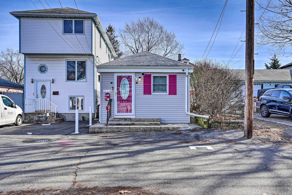 Charming Boston Area Home < 1 Mi to Revere Beach!
