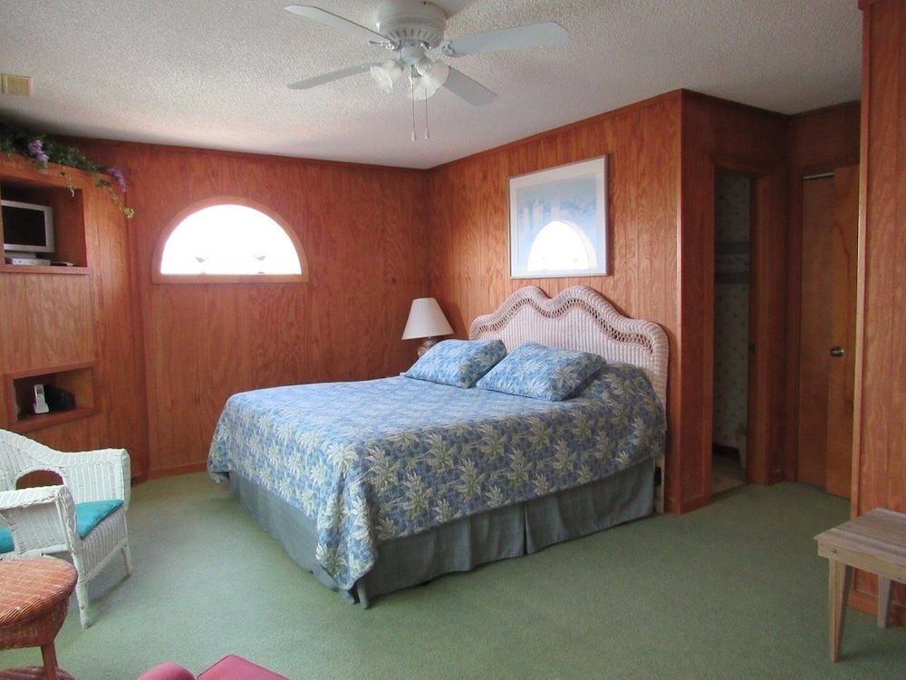 Aquamarine - Duplex - 4 Br Home