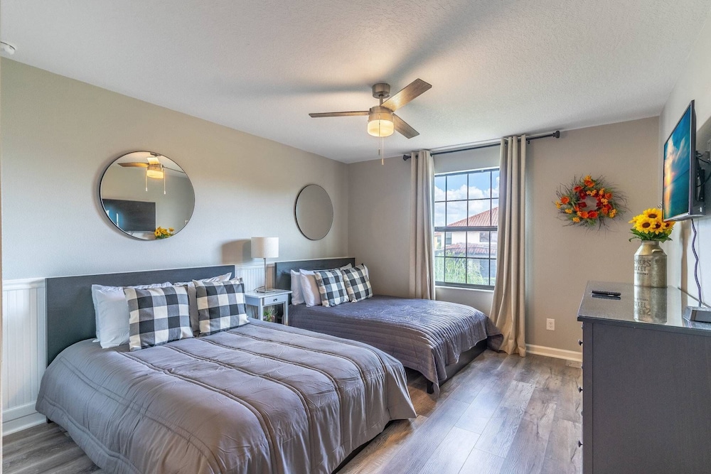 2614 Veranda Palms