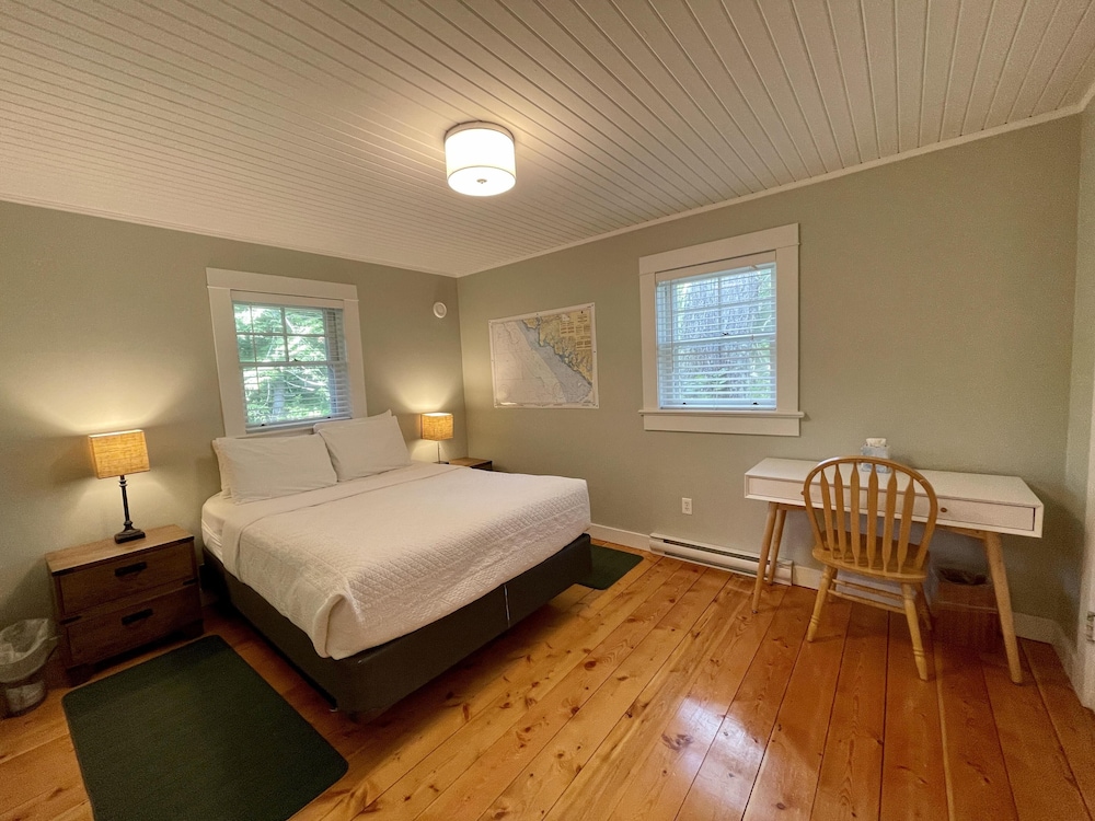 Sitka House - Image 4