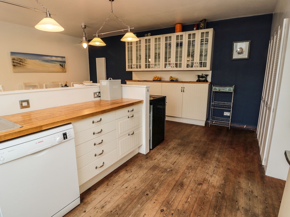 Asta Cottage