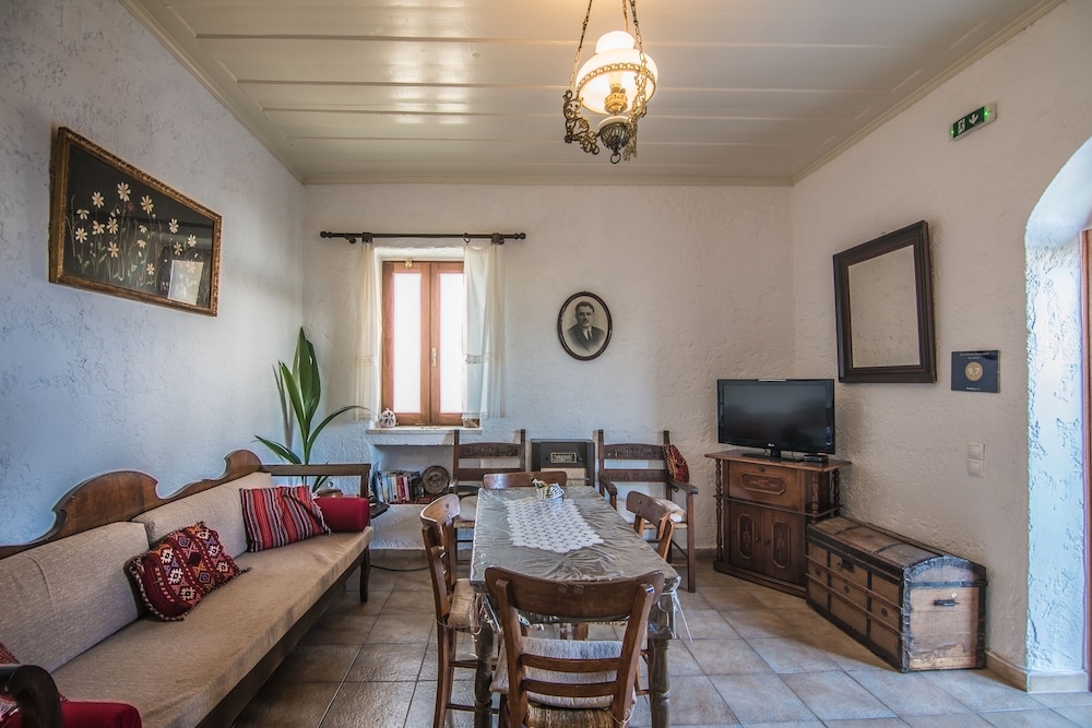 Villa Athina