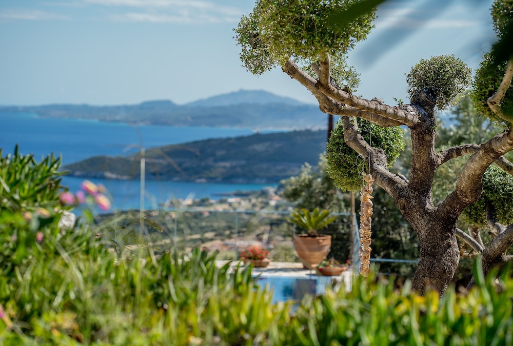 Askos Villa