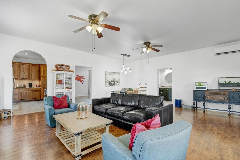 Hill Country Relaxstation Getaway