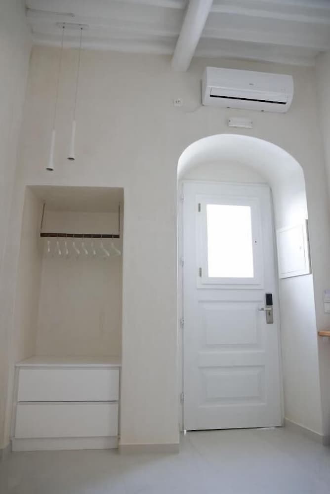 Blanco Rooms Mykonos