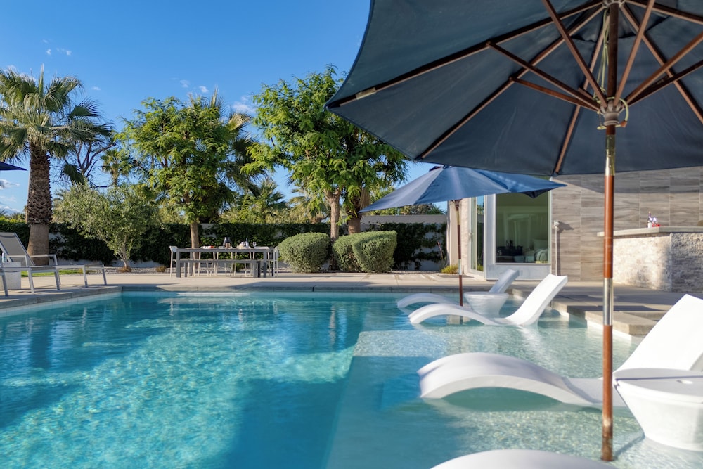 The Polo Villas by AvantStay – Modern Oasis Near Empire Polo Club
