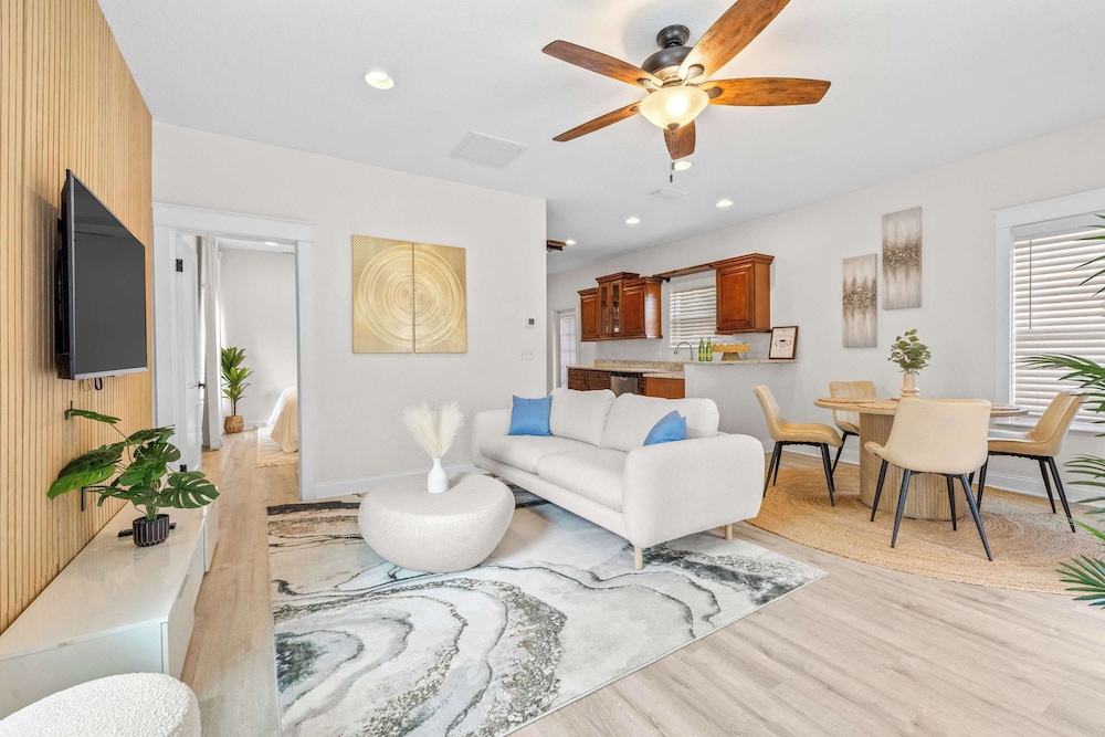 Barefoot Bungalow For 4 - Image 1
