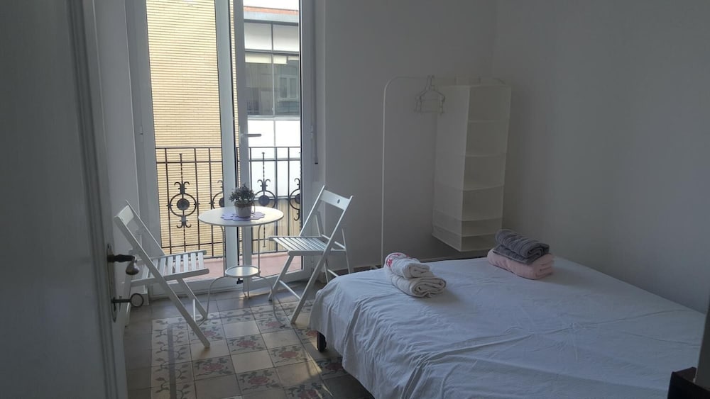 OYO Guest House Ruzafa