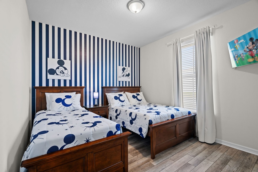 Cozy 5BR Home With Pool Fun Themed Rooms
