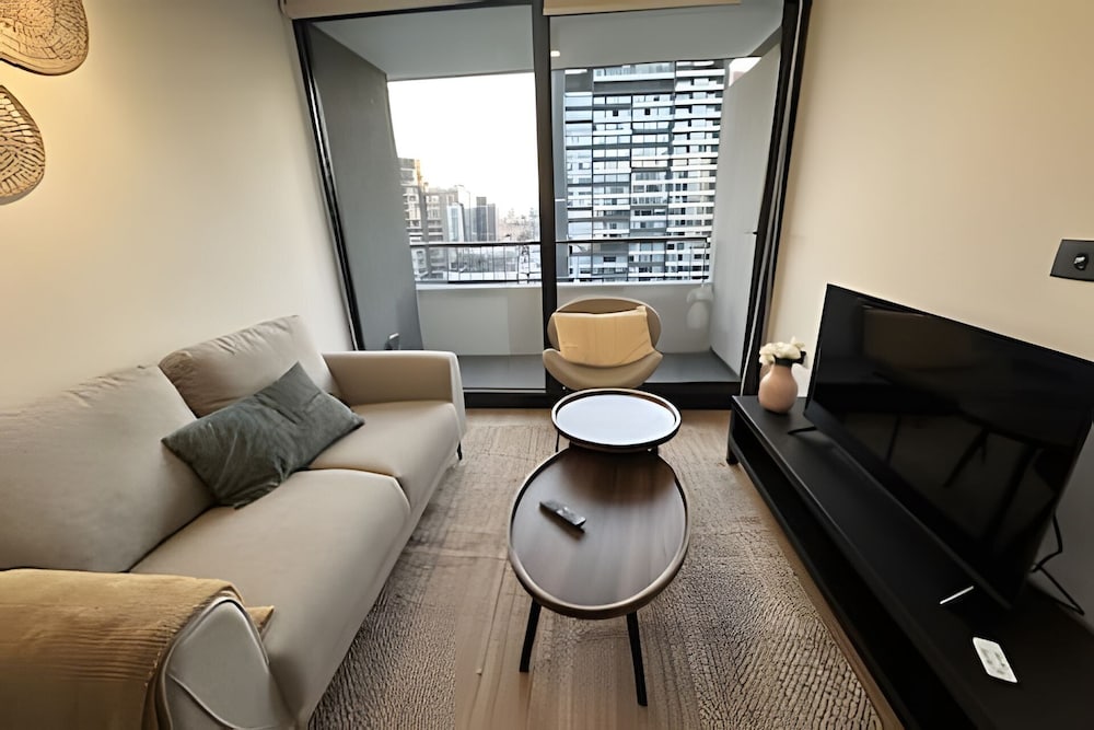 Oceana Suites San Eugenio