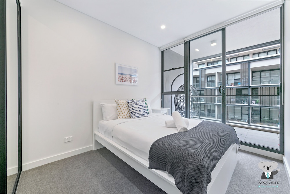 Kozyguru | Zetland | High Level 2Bed Apt & Parking
