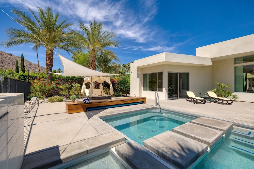 Villa Valentina by Avantstay Pool Hot Tub Views Luxury Design