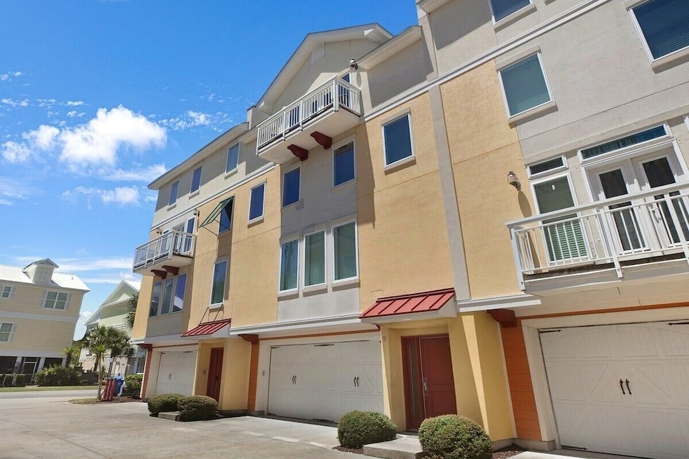 The Village At 74th 3 Bedroom Home