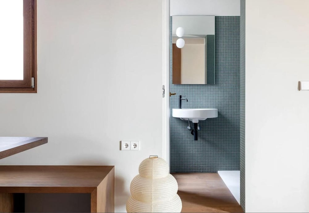 Barcelona Blissful Apartment Escape