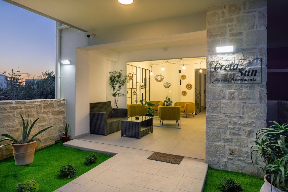 Creta Sun apartments