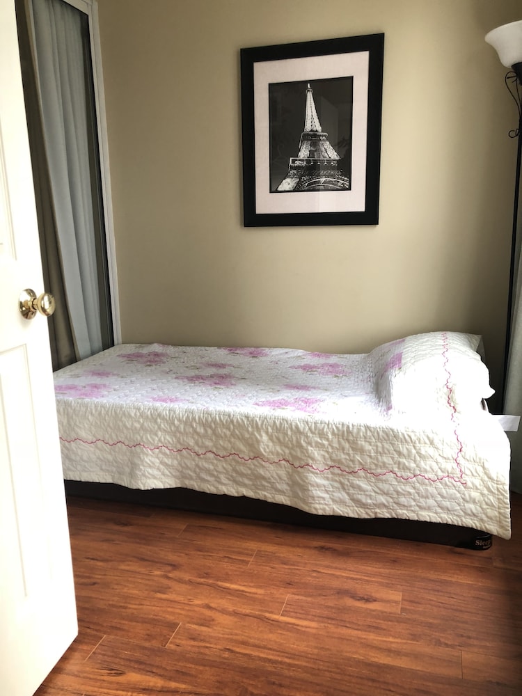 TOSuites - Signatures on Bloor - Image 5