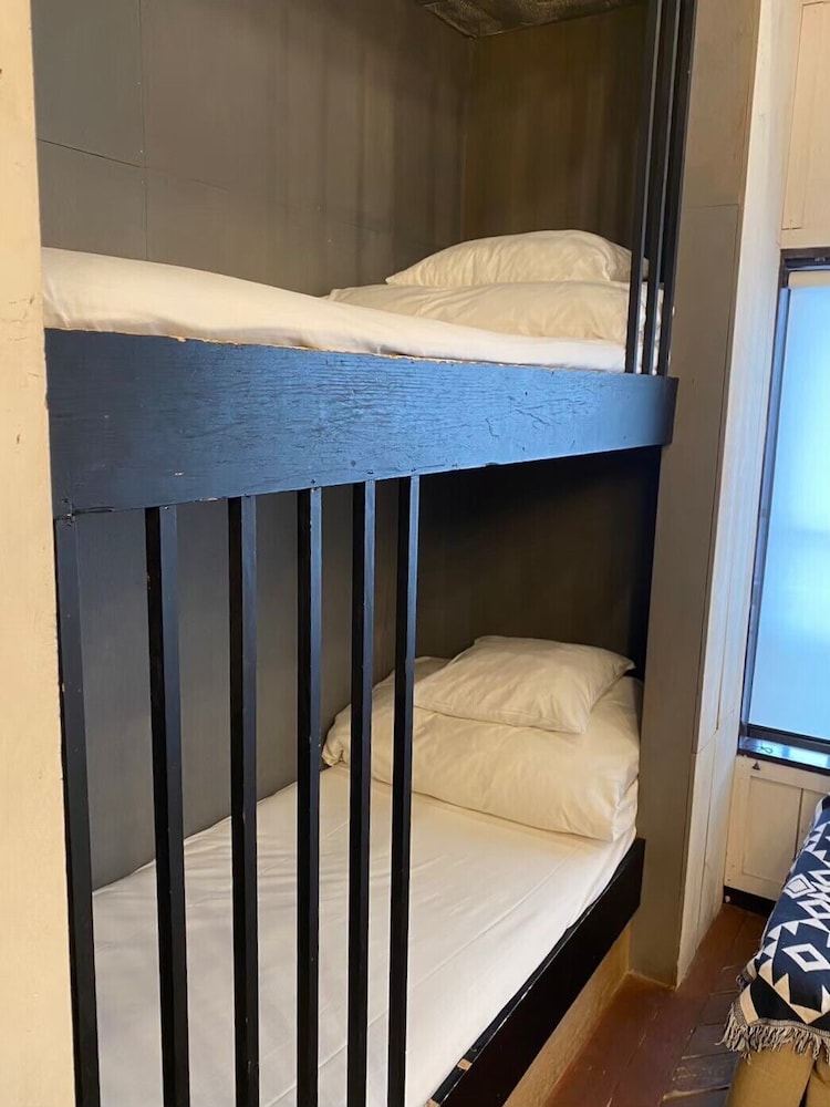Ohmachi Junxion - Hostel