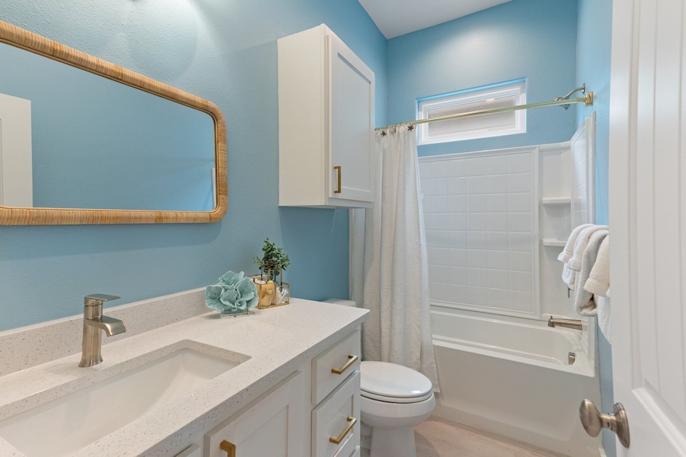 Palm Beach! Private Pool - Boardwalk - Game Room!