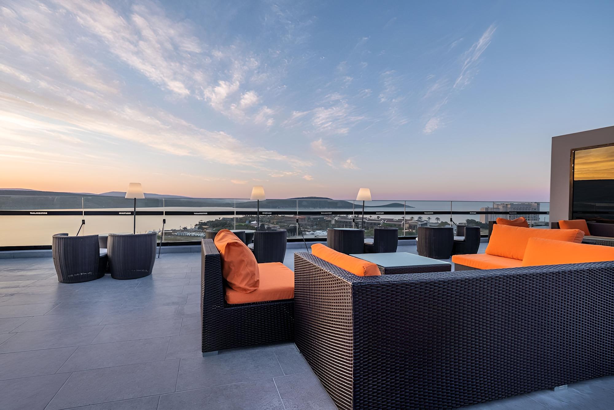 The S, Ascend Hotel Collection
