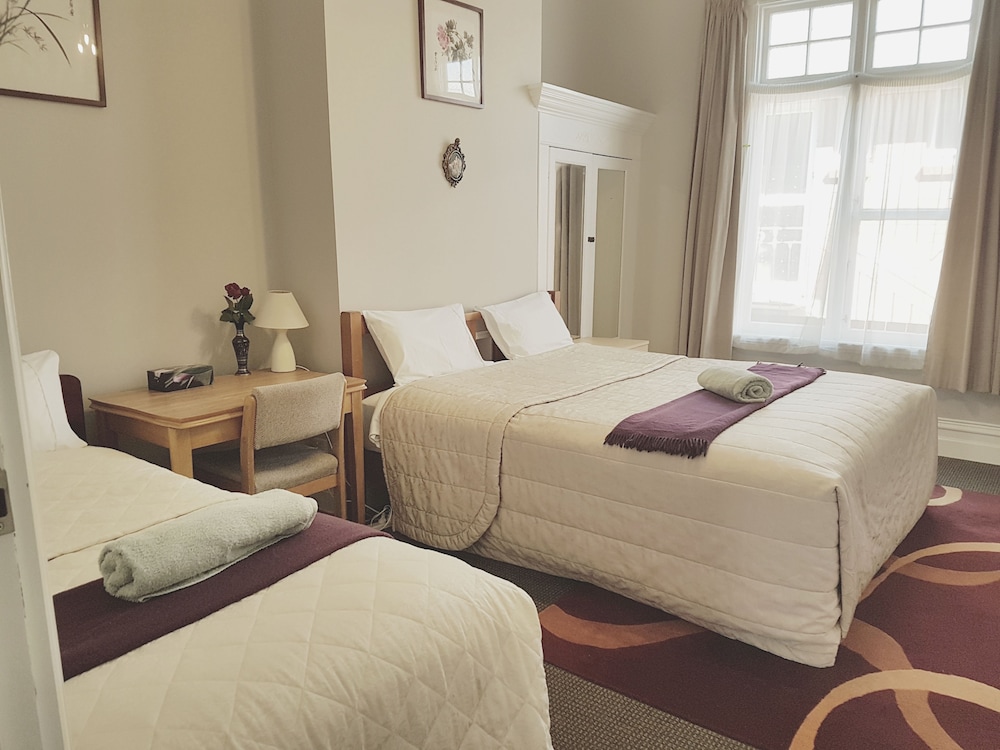 Dunedin Boutique Homestay