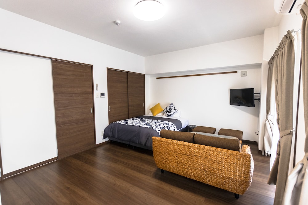 COZY STAY in Naha Akebono view 5