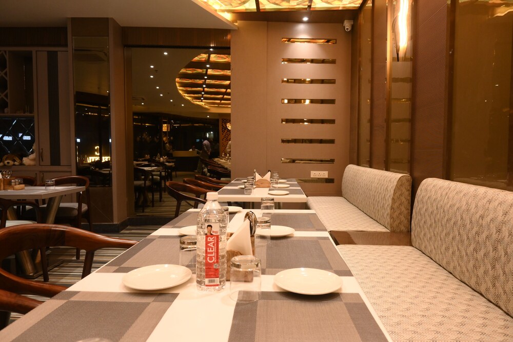 Amara Super Deluxe Dormitory