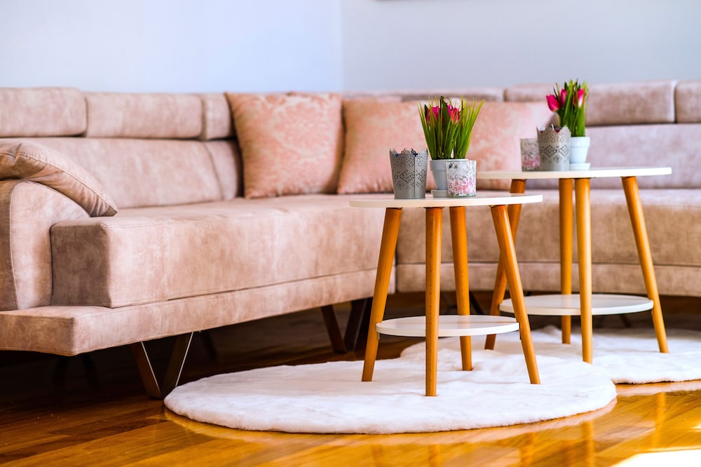 L U X E Bacvice Collection en Split — lounge