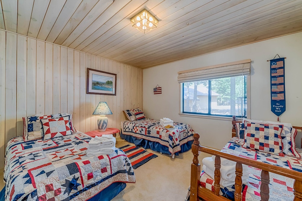 Alto Chalet by Ruidoso Vacation Rentals view 3