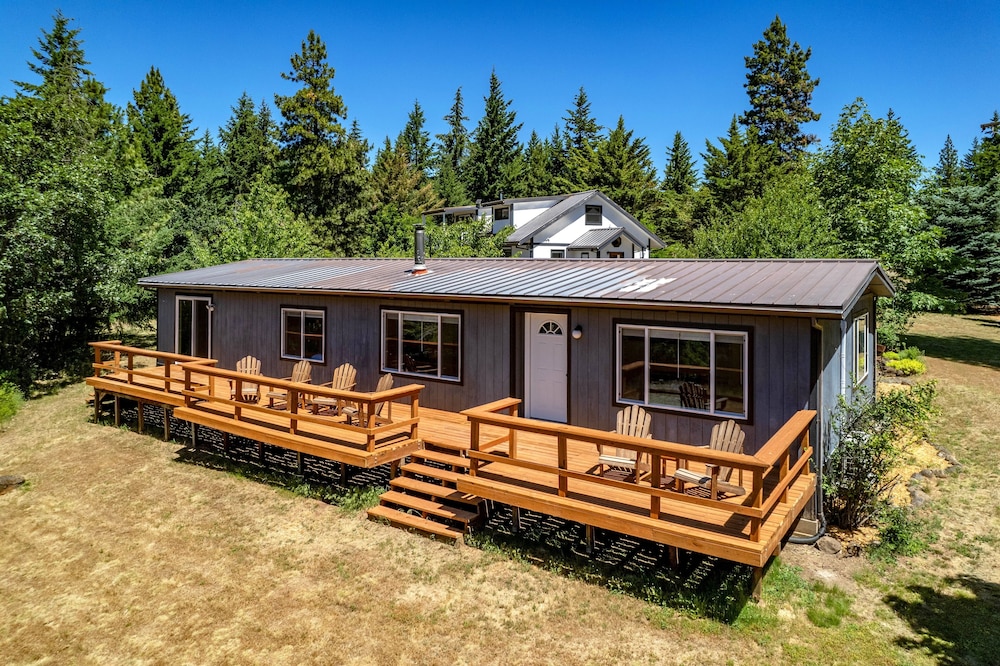 Orchard Haven Combo 6 Bedroom Home by RedAwning