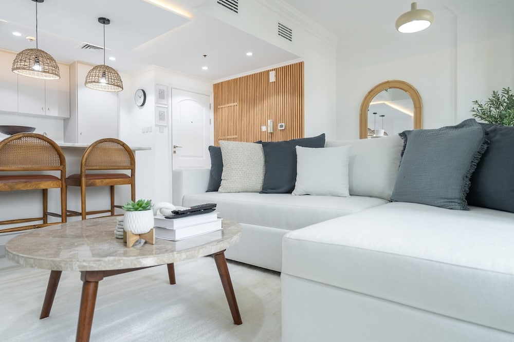 Charming and Cozy 2BR Stay in Dubai Marina