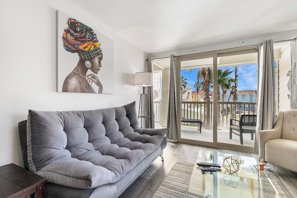 Bahia Mar Solare Resort Condos