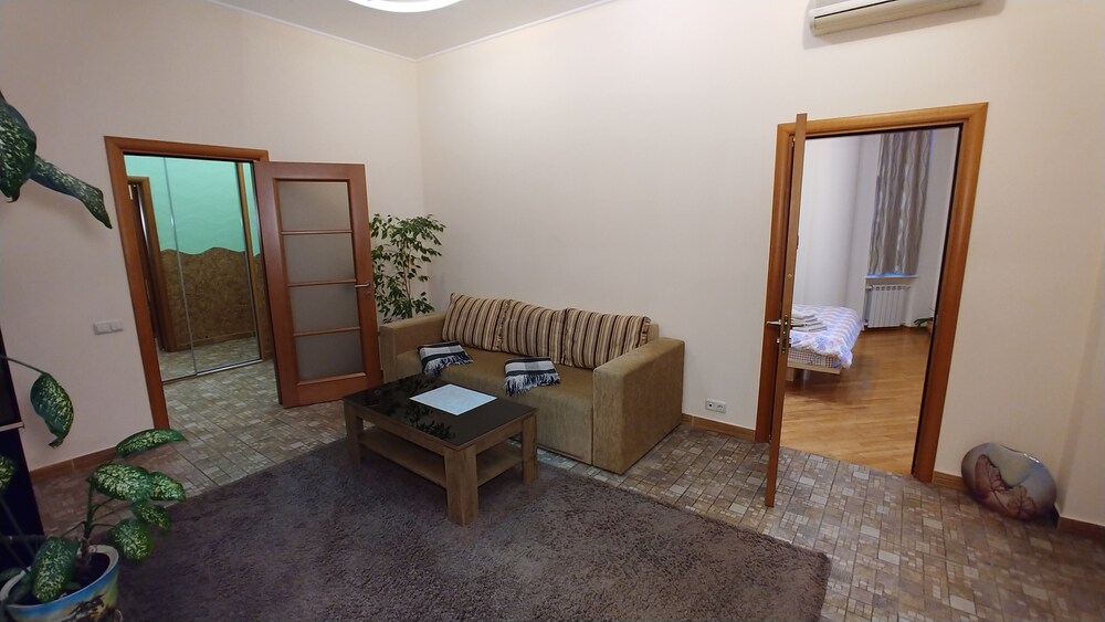 Kyiv Apartments