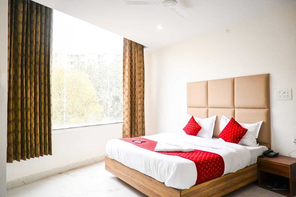 Hotel Yashobhoomi Inn