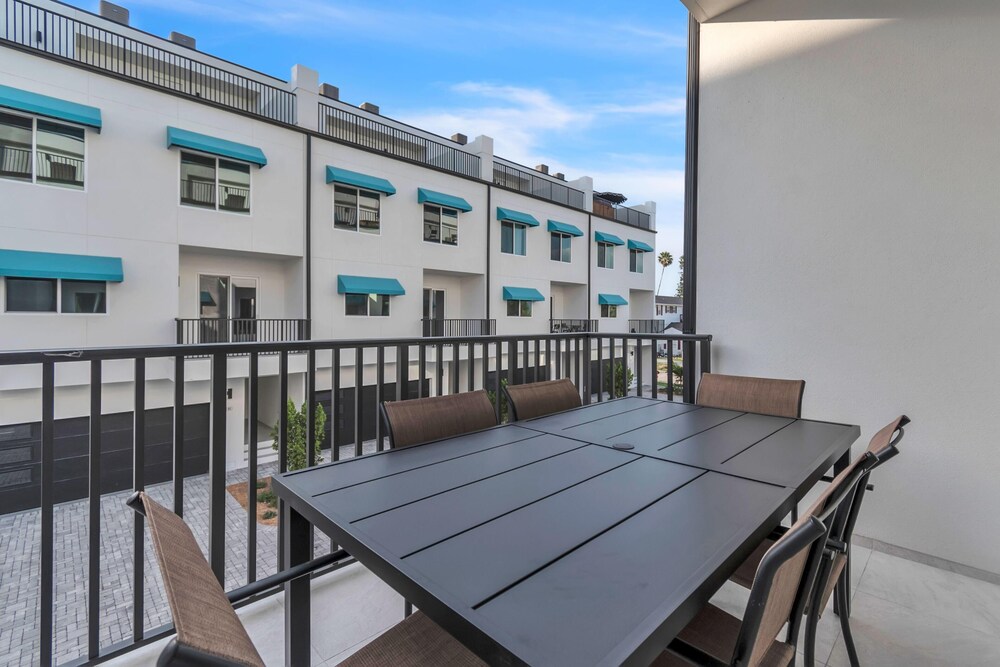 Azul Townhomes A3 and A4 Sunrise-sunset