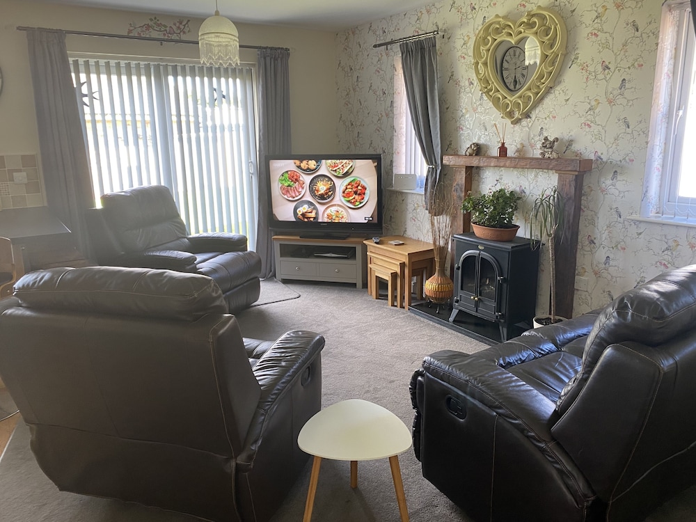 Cozy Dog Friendly Cottage Near Bridlington view 3