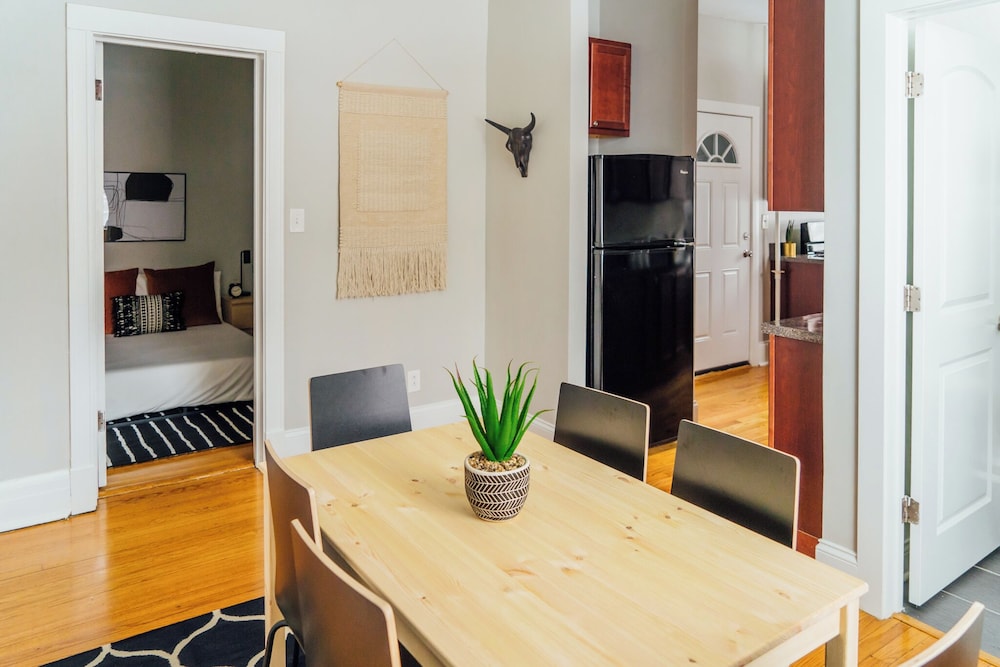 2BR Apt Furnished - Grace 11-1