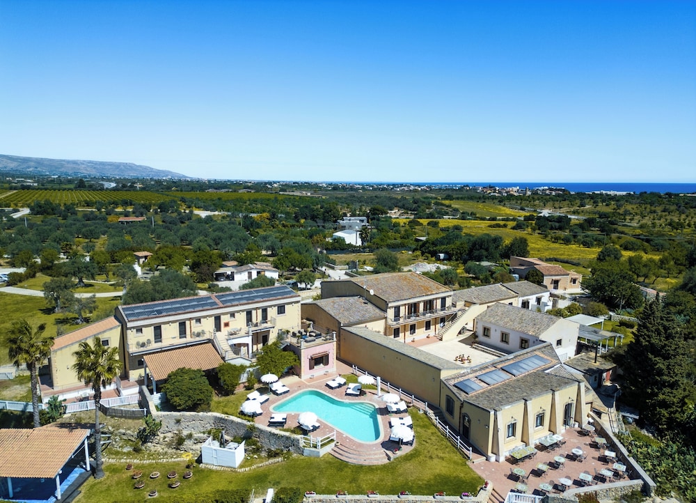 Hotel La Corte Del Sole - Image 1